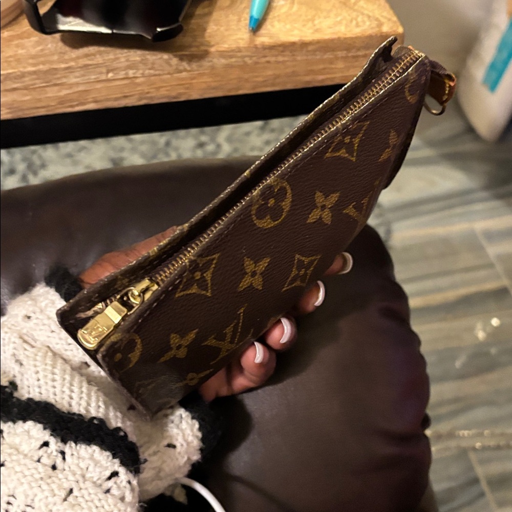 Louis Vuitton Brown Monogram Pouch - Picture 9 of 12